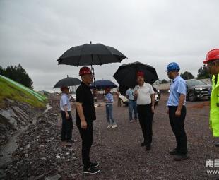 李柏殿深入一線督導...